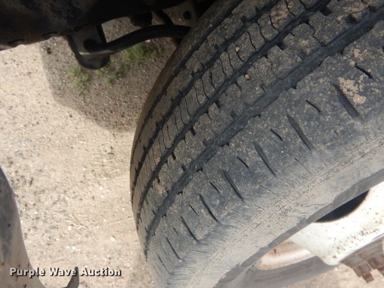 image for item FI9137 2009 Ford E450  shuttle bus