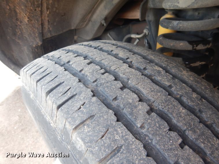 image for item FI9137 2009 Ford E450  shuttle bus