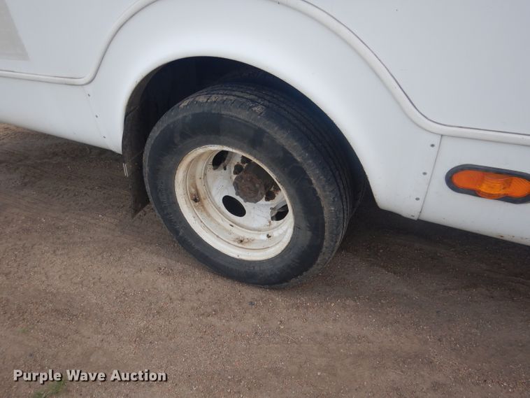 image for item FI9137 2009 Ford E450  shuttle bus