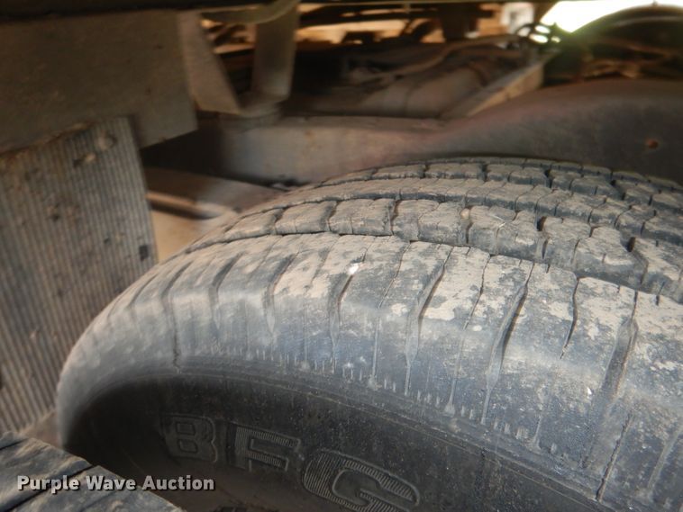 image for item FI9137 2009 Ford E450  shuttle bus