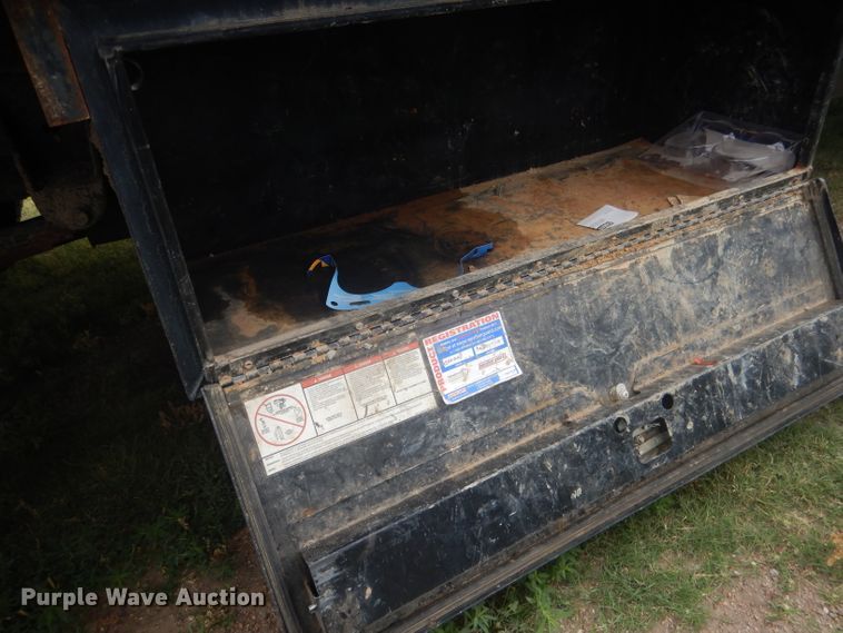 image for item FI9140 2001 Ford F450 Super Duty  Crew Cab flatbed truck