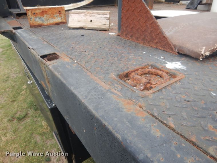 image for item FI9140 2001 Ford F450 Super Duty  Crew Cab flatbed truck