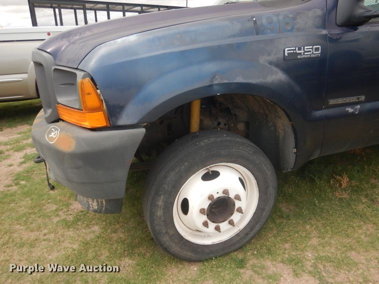 image for item FI9140 2001 Ford F450 Super Duty  Crew Cab flatbed truck