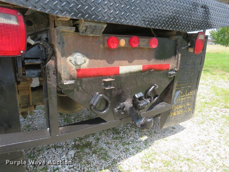 image for item FP9328 2000 Ford F750 Super Duty  flatbed truck