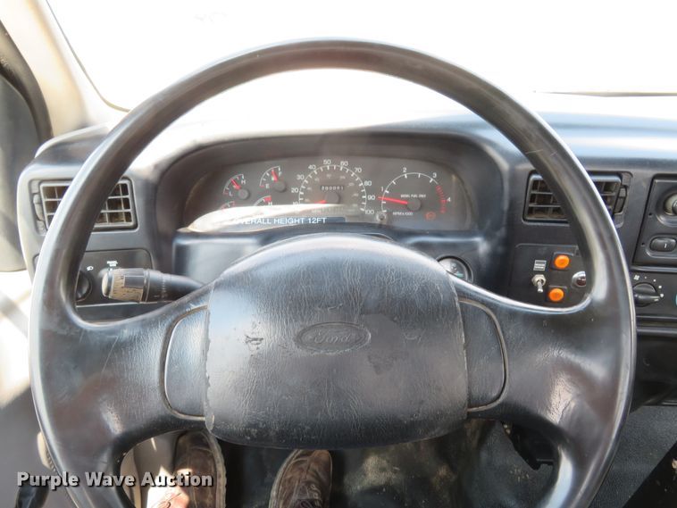 image for item FP9328 2000 Ford F750 Super Duty  flatbed truck