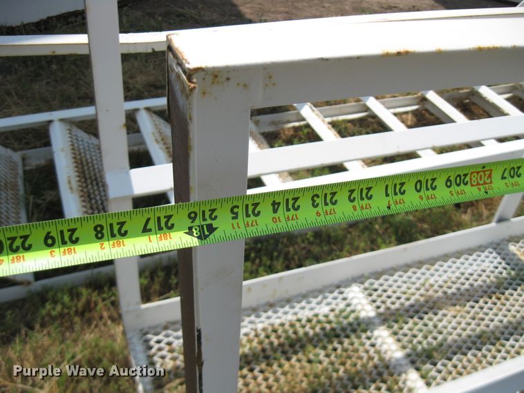 image for item GQ9705 (2) R&R oil tanks