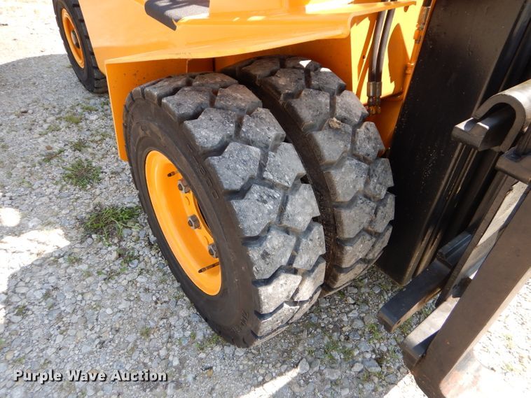 image for item HF9220 1991 Hyster H60XLM  forklift