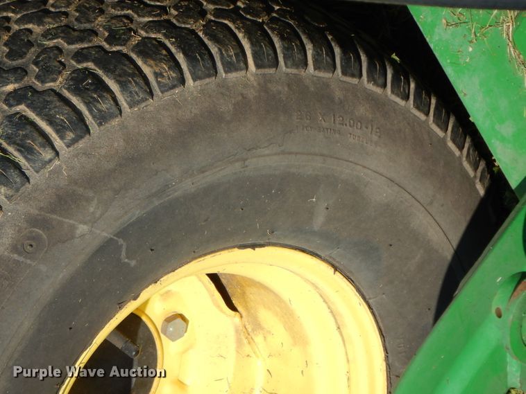 image for item HP9642 1999 John Deere 1600  commercial turf mower