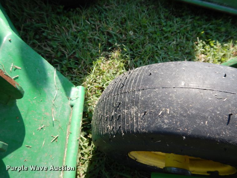 image for item HP9642 1999 John Deere 1600  commercial turf mower