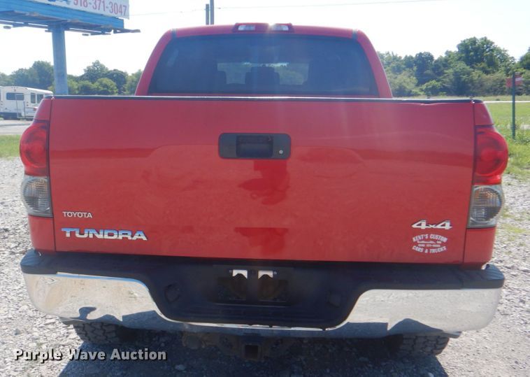 image for item HT9339 2008 Toyota Tundra  CrewMax pickup truck