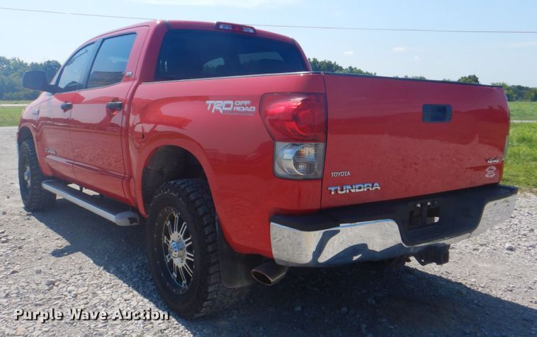 image for item HT9339 2008 Toyota Tundra  CrewMax pickup truck