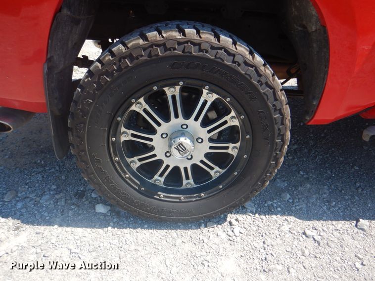 image for item HT9339 2008 Toyota Tundra  CrewMax pickup truck