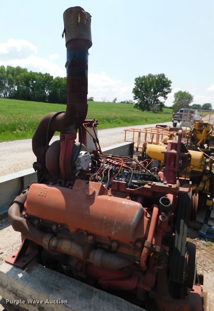 image for item HX9408 (2) engines