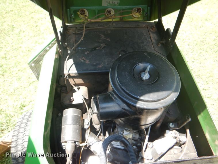 image for item IA9948 John Deere 317  lawn mower