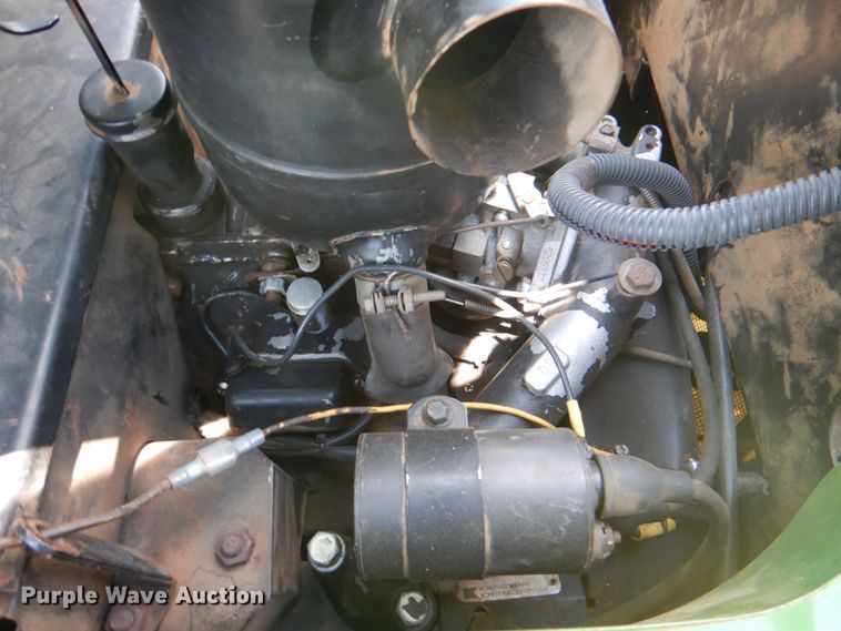 image for item IA9948 John Deere 317  lawn mower