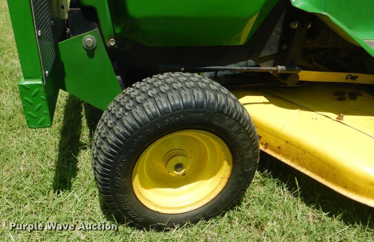 image for item IA9948 John Deere 317  lawn mower