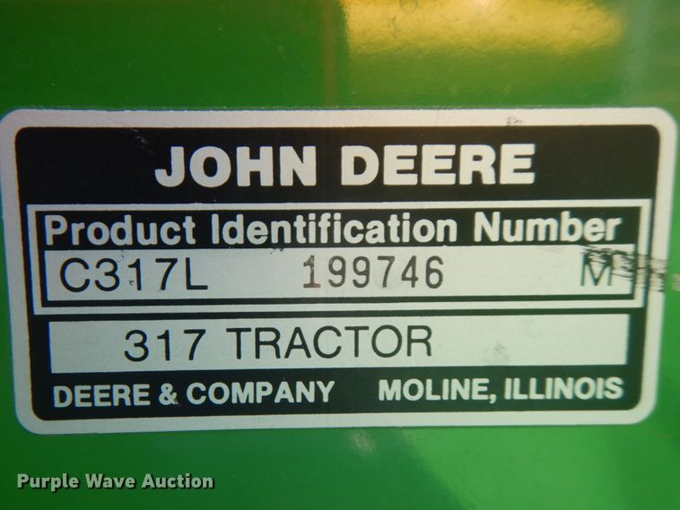 image for item IA9948 John Deere 317  lawn mower