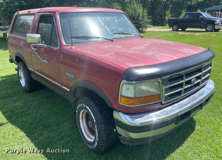 image for item IC9498 1994 Ford Bronco  SUV