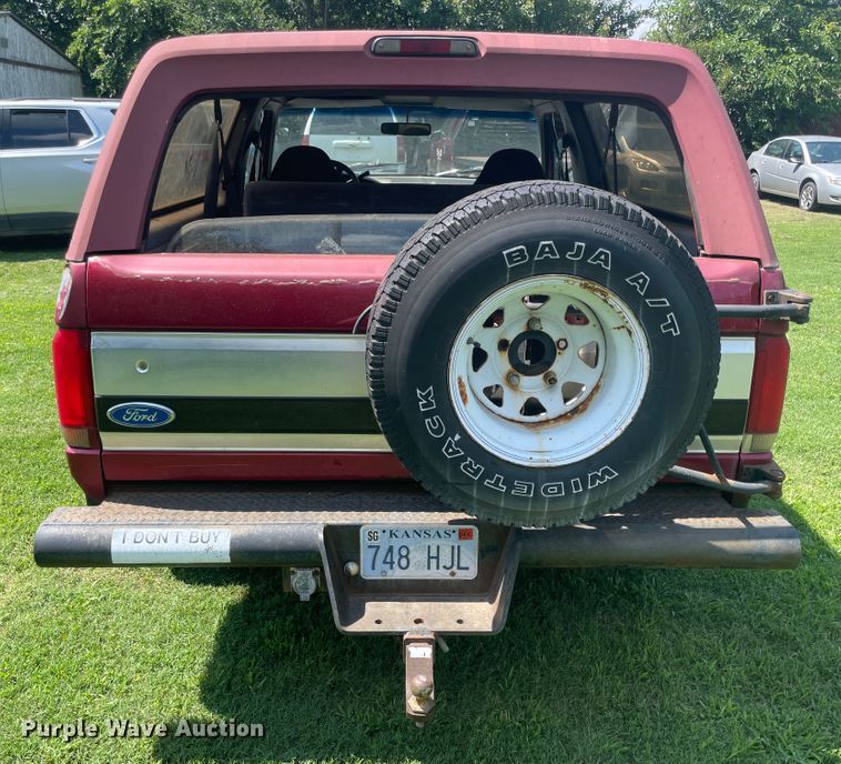 image for item IC9498 1994 Ford Bronco  SUV