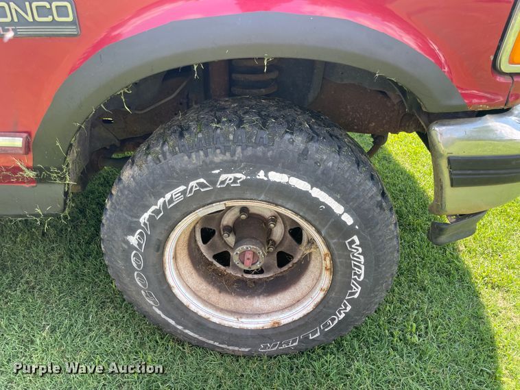 image for item IC9498 1994 Ford Bronco  SUV