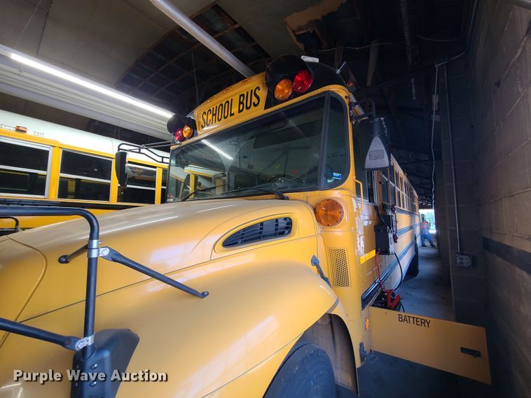 image for item IC9814 2006 International 3000CE  school bus