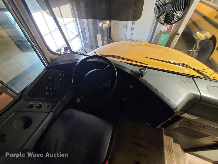 image for item IC9814 2006 International 3000CE  school bus