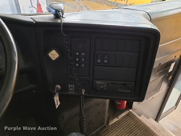 image for item IC9814 2006 International 3000CE  school bus