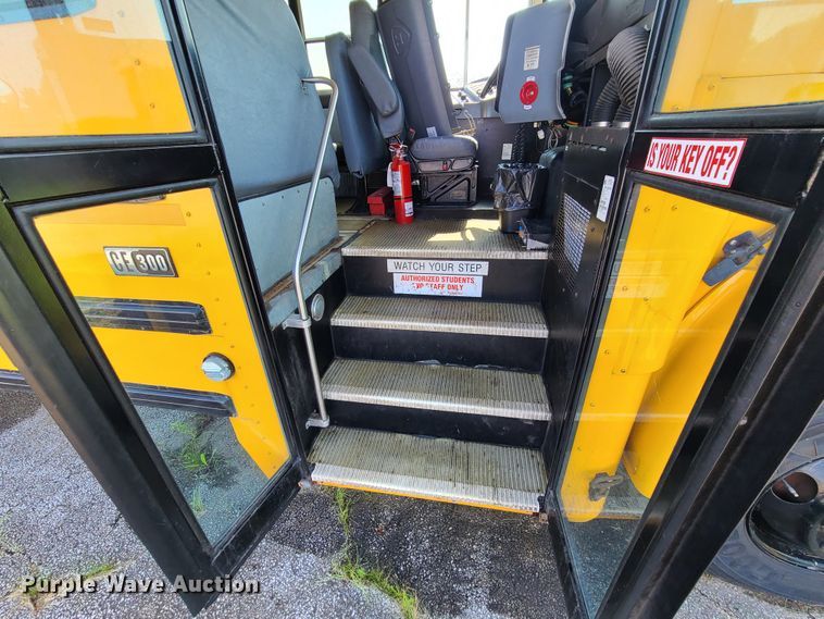 image for item IC9815 2006 International 3000CE  school bus