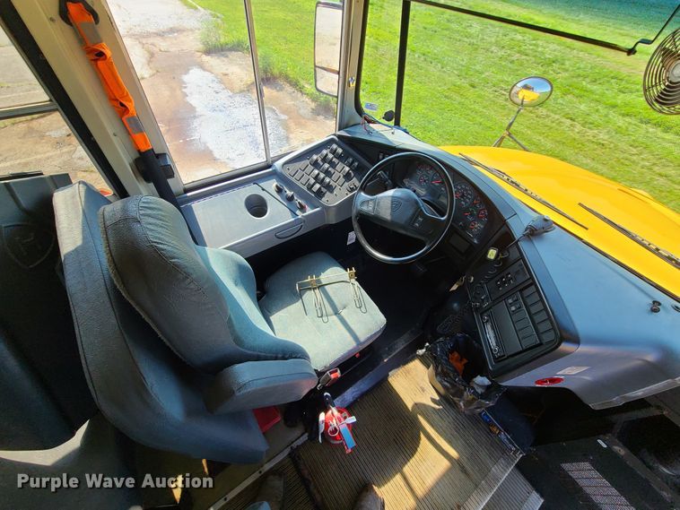 image for item IC9815 2006 International 3000CE  school bus