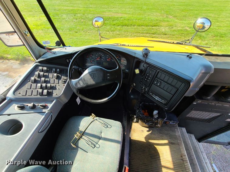 image for item IC9815 2006 International 3000CE  school bus