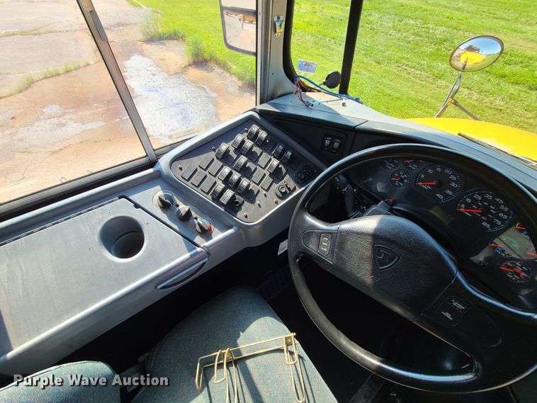 image for item IC9815 2006 International 3000CE  school bus