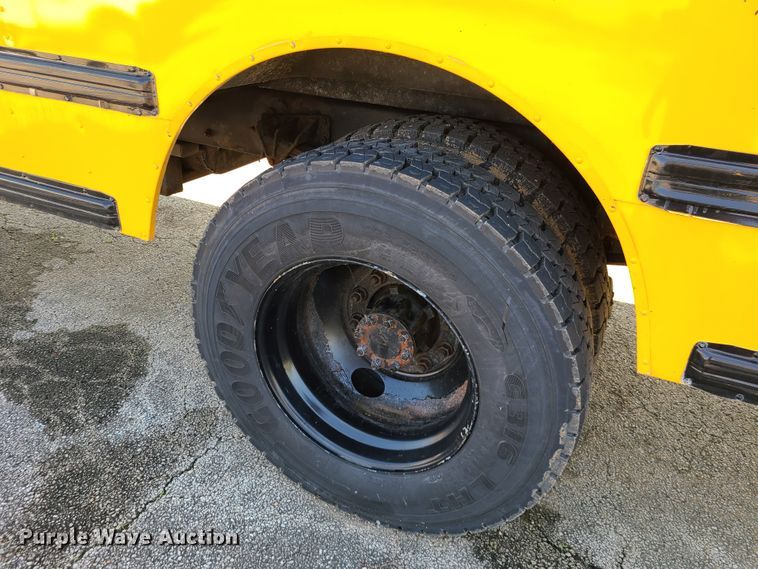 image for item IC9815 2006 International 3000CE  school bus