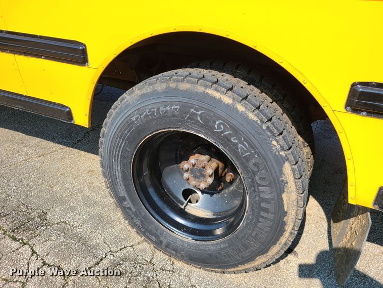 image for item IC9815 2006 International 3000CE  school bus