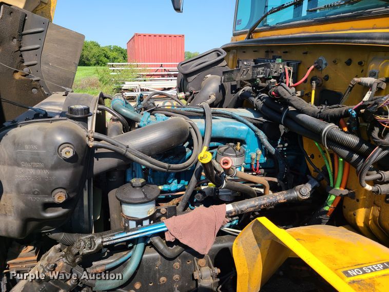 image for item IC9815 2006 International 3000CE  school bus