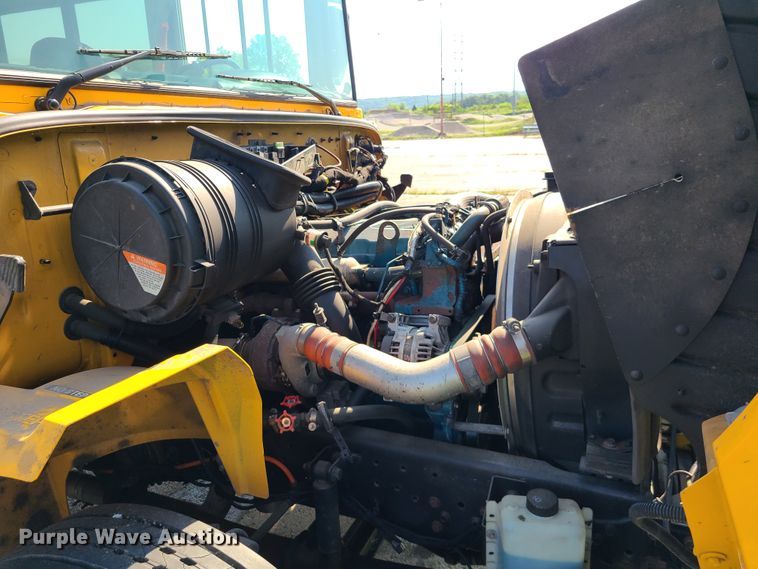 image for item IC9815 2006 International 3000CE  school bus