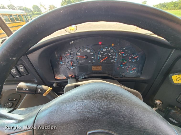 image for item IC9816 2006 International 3000CE  school bus