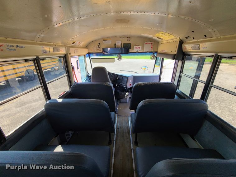 image for item IC9816 2006 International 3000CE  school bus