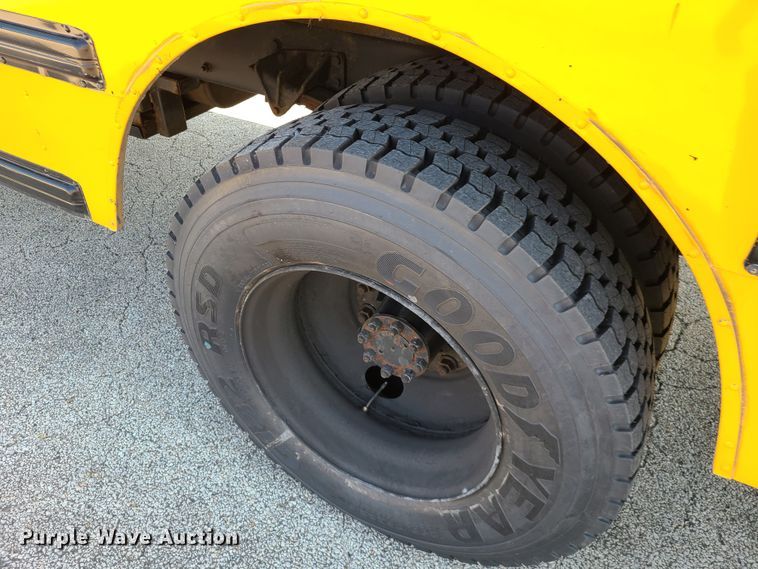 image for item IC9816 2006 International 3000CE  school bus