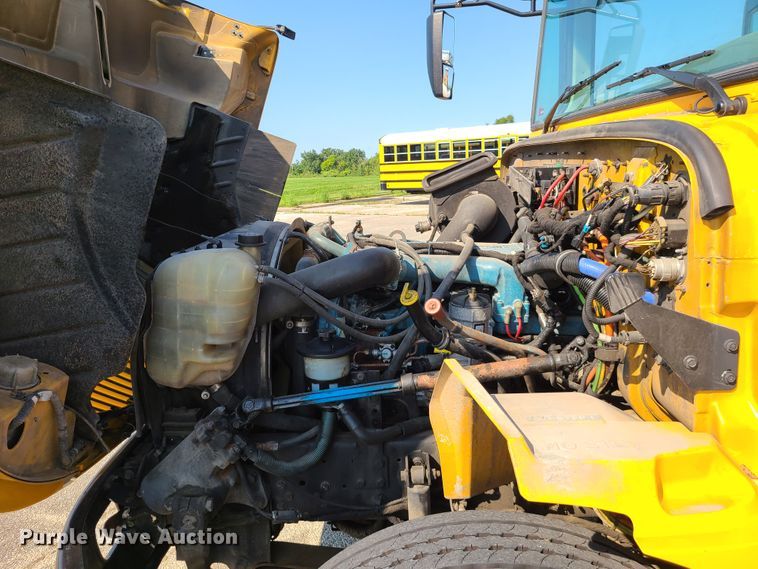 image for item IC9817 2006 International 3000CE  school bus