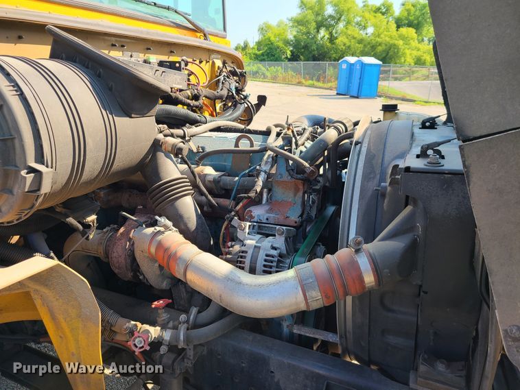 image for item IC9817 2006 International 3000CE  school bus