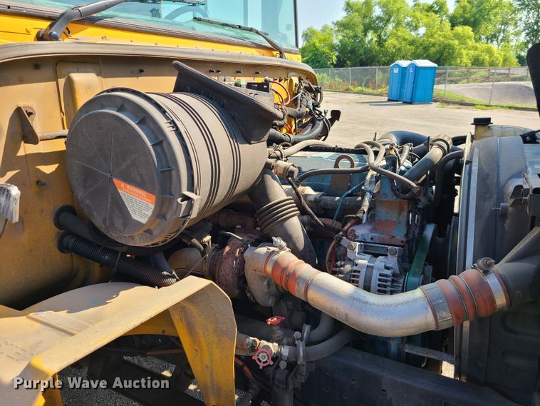 image for item IC9817 2006 International 3000CE  school bus