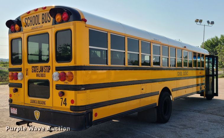 image for item IC9818 2006 International 3000CE  school bus