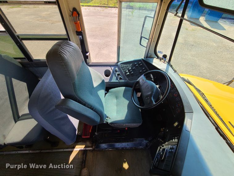 image for item IC9818 2006 International 3000CE  school bus