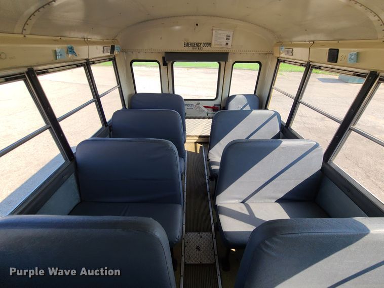 image for item IC9818 2006 International 3000CE  school bus