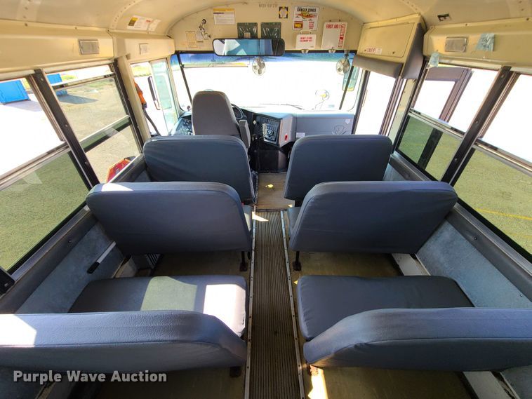 image for item IC9818 2006 International 3000CE  school bus