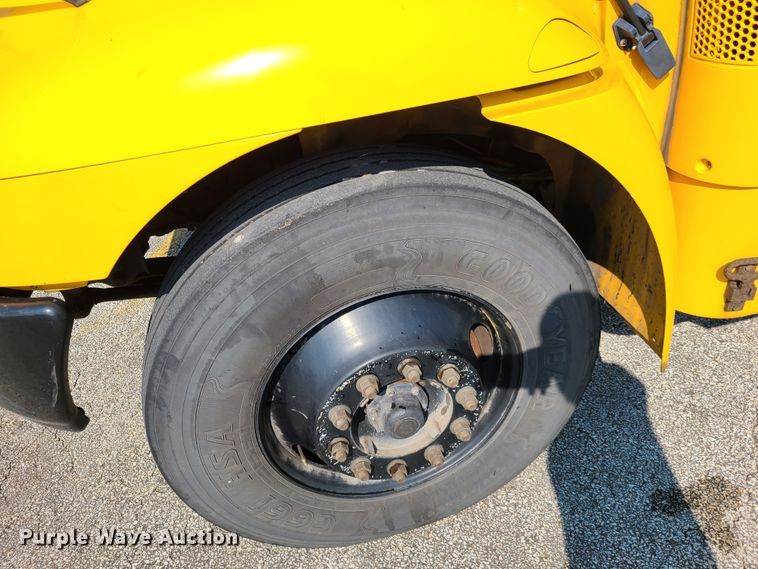 image for item IC9818 2006 International 3000CE  school bus