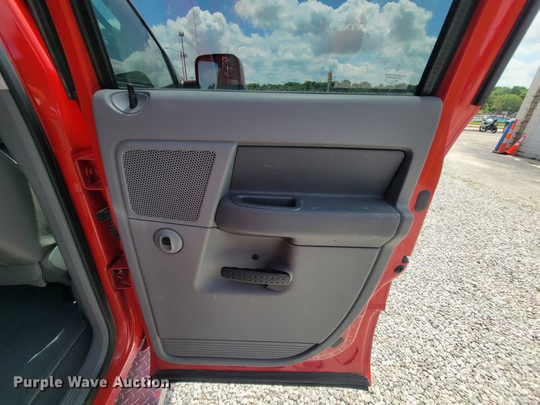 image for item IF9971 2008 Dodge Ram 1500  Quad Cab utility bed pickup truck