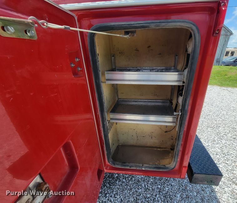 image for item IF9971 2008 Dodge Ram 1500  Quad Cab utility bed pickup truck