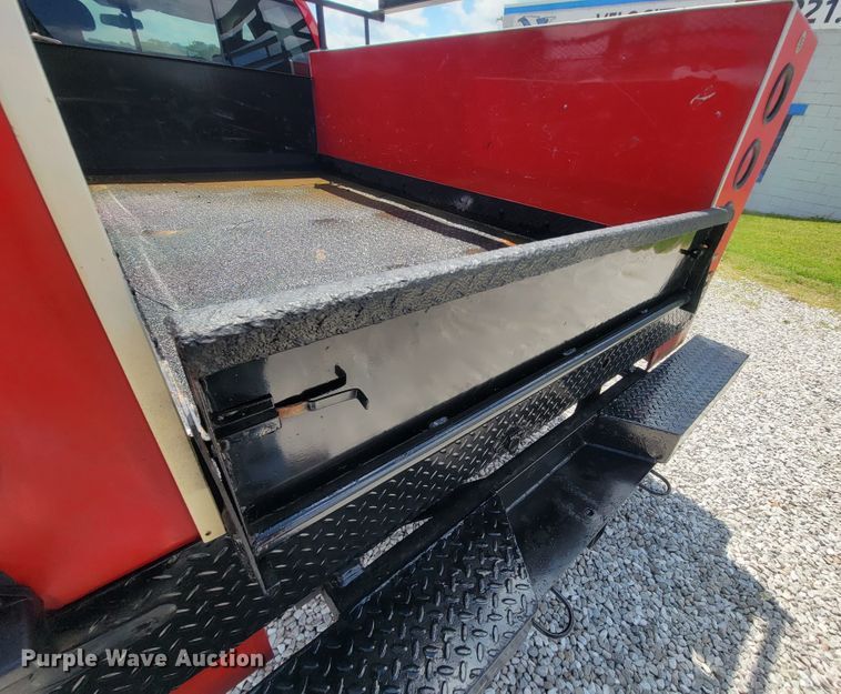 image for item IF9971 2008 Dodge Ram 1500  Quad Cab utility bed pickup truck