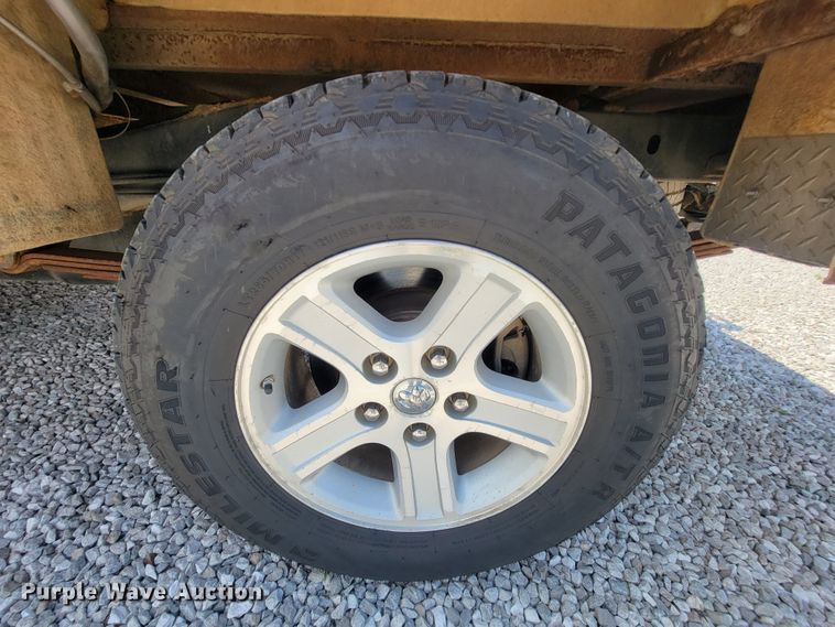 image for item IF9971 2008 Dodge Ram 1500  Quad Cab utility bed pickup truck